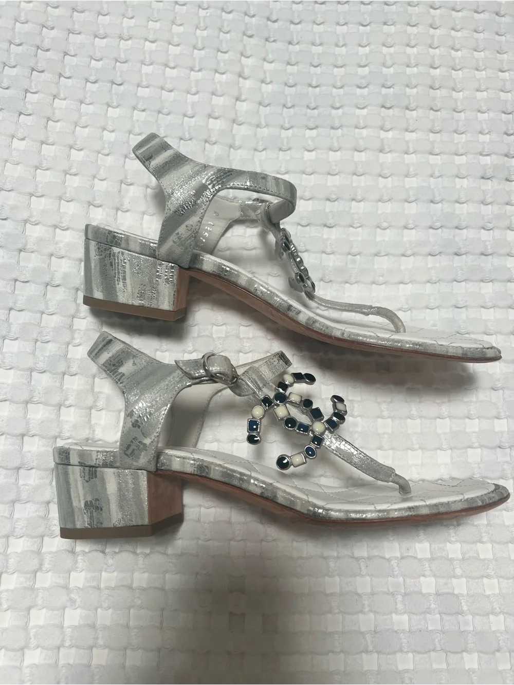 CHANEL White Silver Jeweled CC Logo Heeled Thong Sandals